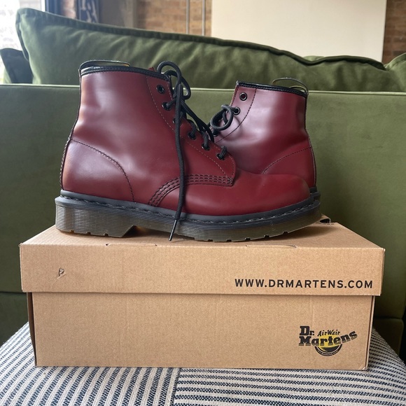 Dr. Martens Shoes - Dr Martens Smooth Leather Ankle Boots - Cherry Red